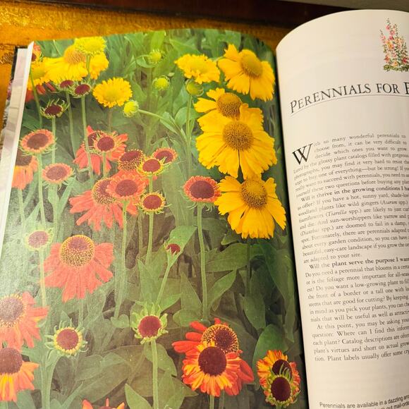 Rodale's Landscaping Perennials Organic Gardening Techniques 2 Hardcover Books - Picture 4 of 8